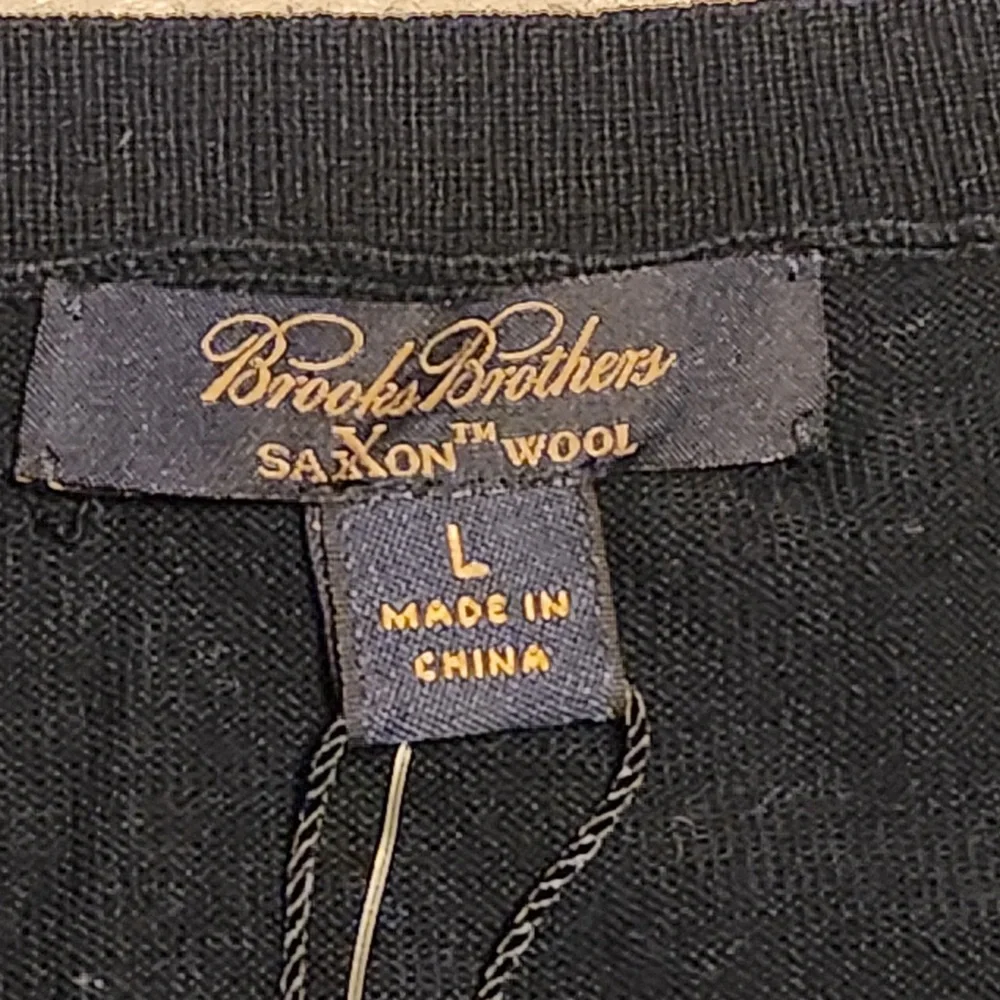 NWT Brooks Brothers Saxxon Merino Wool Navy‎ Blue Sleeveless Sweater Classic